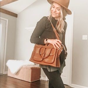 ✨ Dooney & Bourke Bag ✨